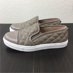 Steve Madden Zaander Taupe Size 6.5